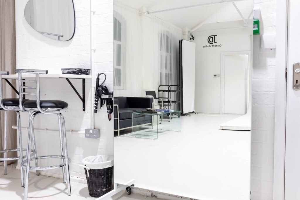 Workshop Photo Studio - Large Mirror on Wheels.