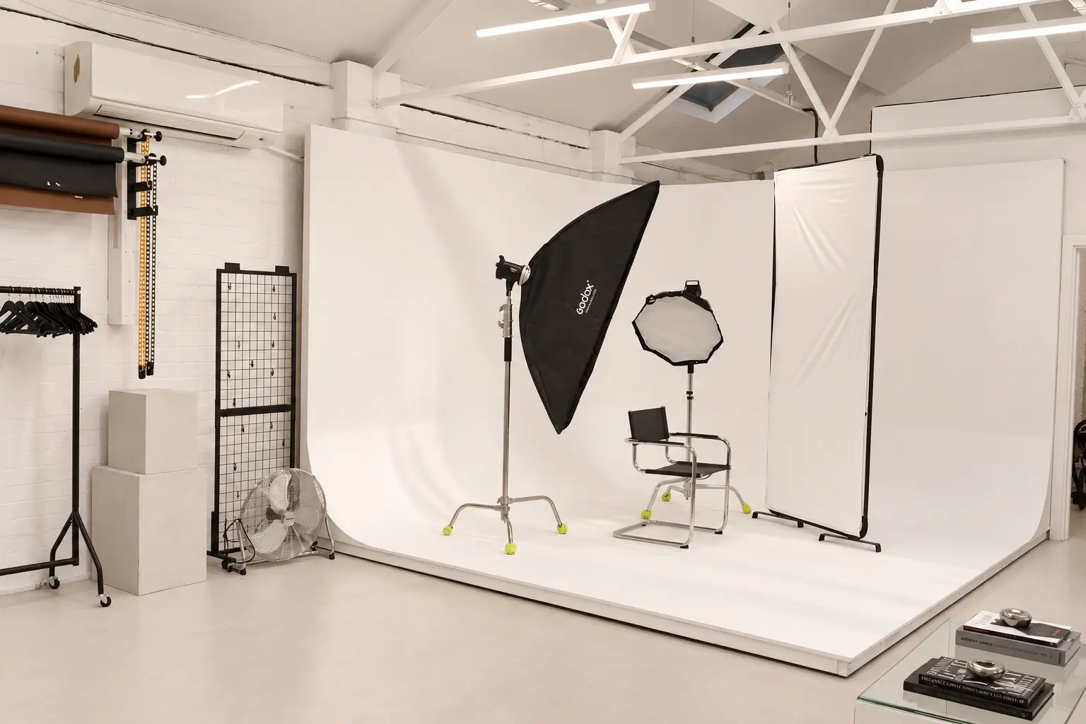 The Workshop — lighting equipment and infinity wall